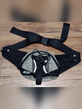 Small Mountain Equipment Co-op Fanny Pack
